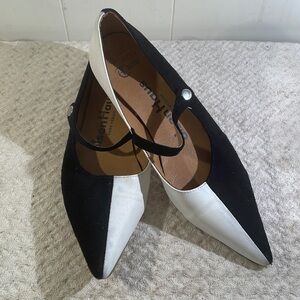 💐HP💐 Olsen Haus Color Block Spilt White Black Pointy Strap Flat Pure Vegan Shoes